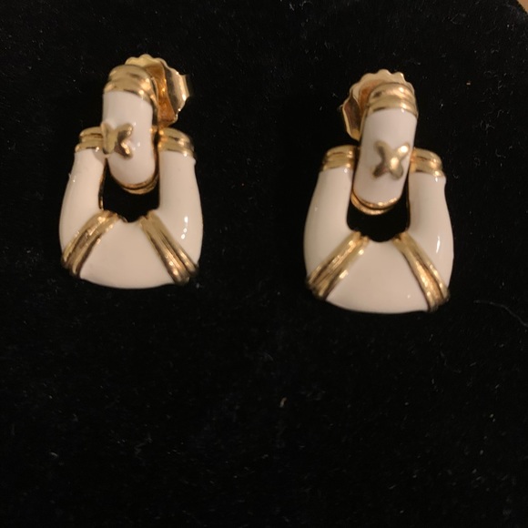 Doorknocker Pierced Earrings with surgical steel posts, white, New In Box - Picture 4 of 12